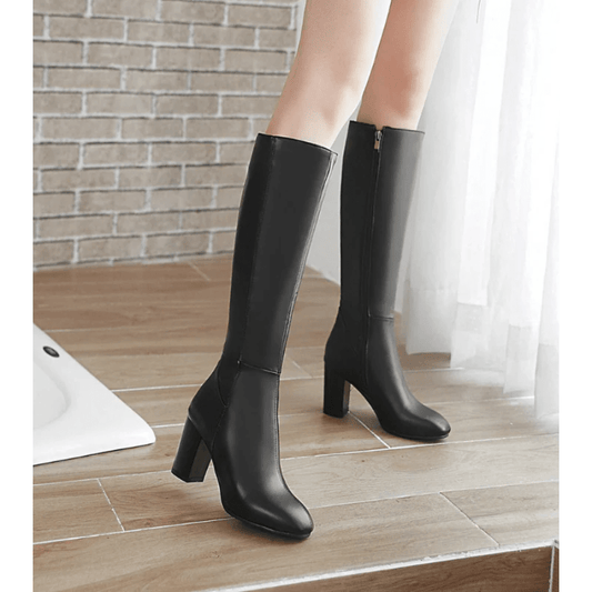 Black Ankle Boots for Women – Stylish Modern Design with Practical Zipper